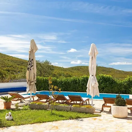 Holiday home Ferienhaus Mit Privatpool Fuer 8 Personen Ca 100 Qm In Cvrljevo, Dalmatien Dalmatinisches Hinterland Cvrljevo